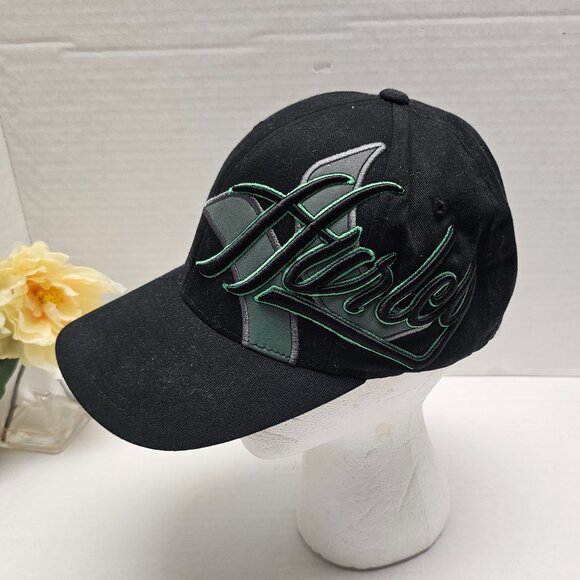 HURLEY men's Flex-fit Yupoong Black baseball Hat Cap Vintage Embroidered L - XL